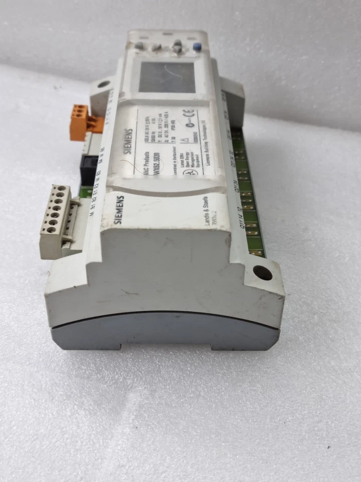 Siemens RWX62.5030 Multi Function Controller | For Parts / Not Working